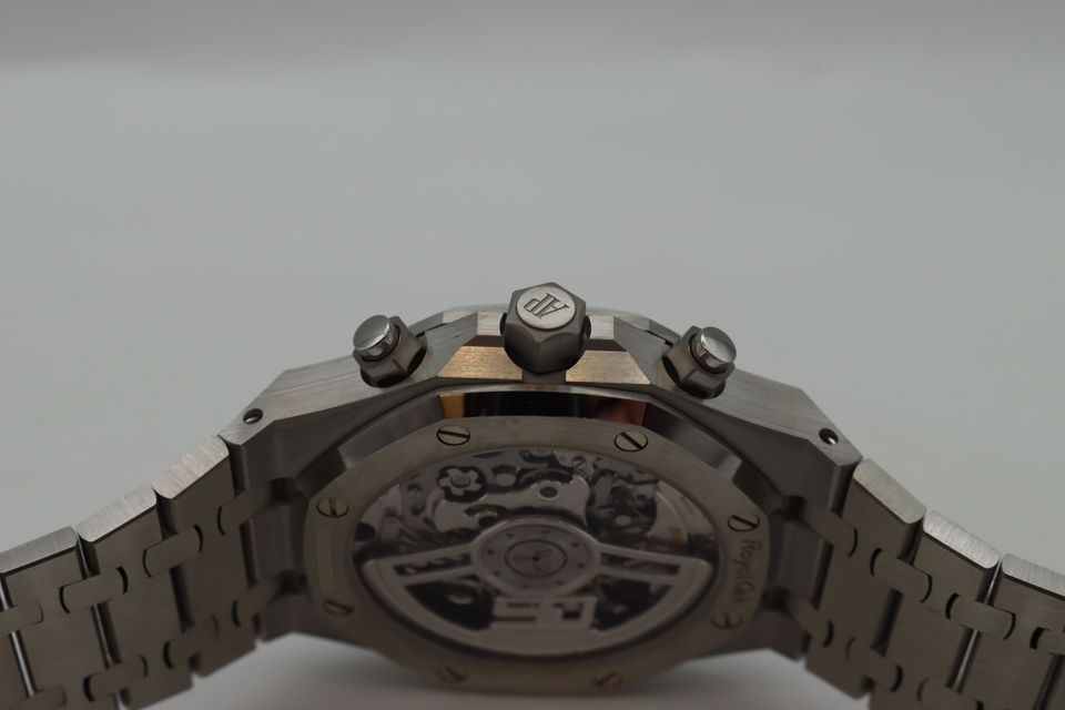 Audemars Piguet Royal Oak 26240ST.OO.1320ST.04 Image 2
